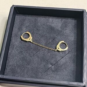 Maria Tash 6.5mm Yellow Gold Habdcuffs Clicker Earring on Medium Chain